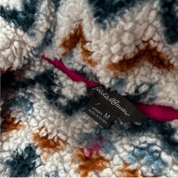 Eddie Bauer Plush Patterned 1/4 Zip Pullover - Picture 5 of 8